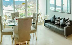 Apartamento con vista al mar Rodadero Santa Marta